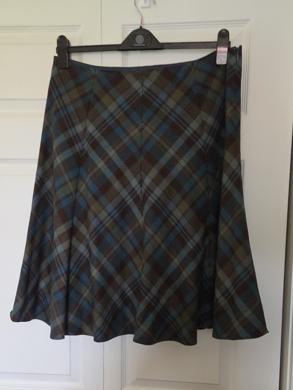 Jones New York Blue and Olive Plaid Circle Skirt